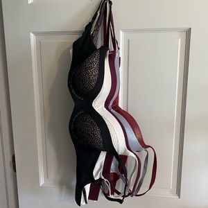 VICTORIAS SECRET BRAS